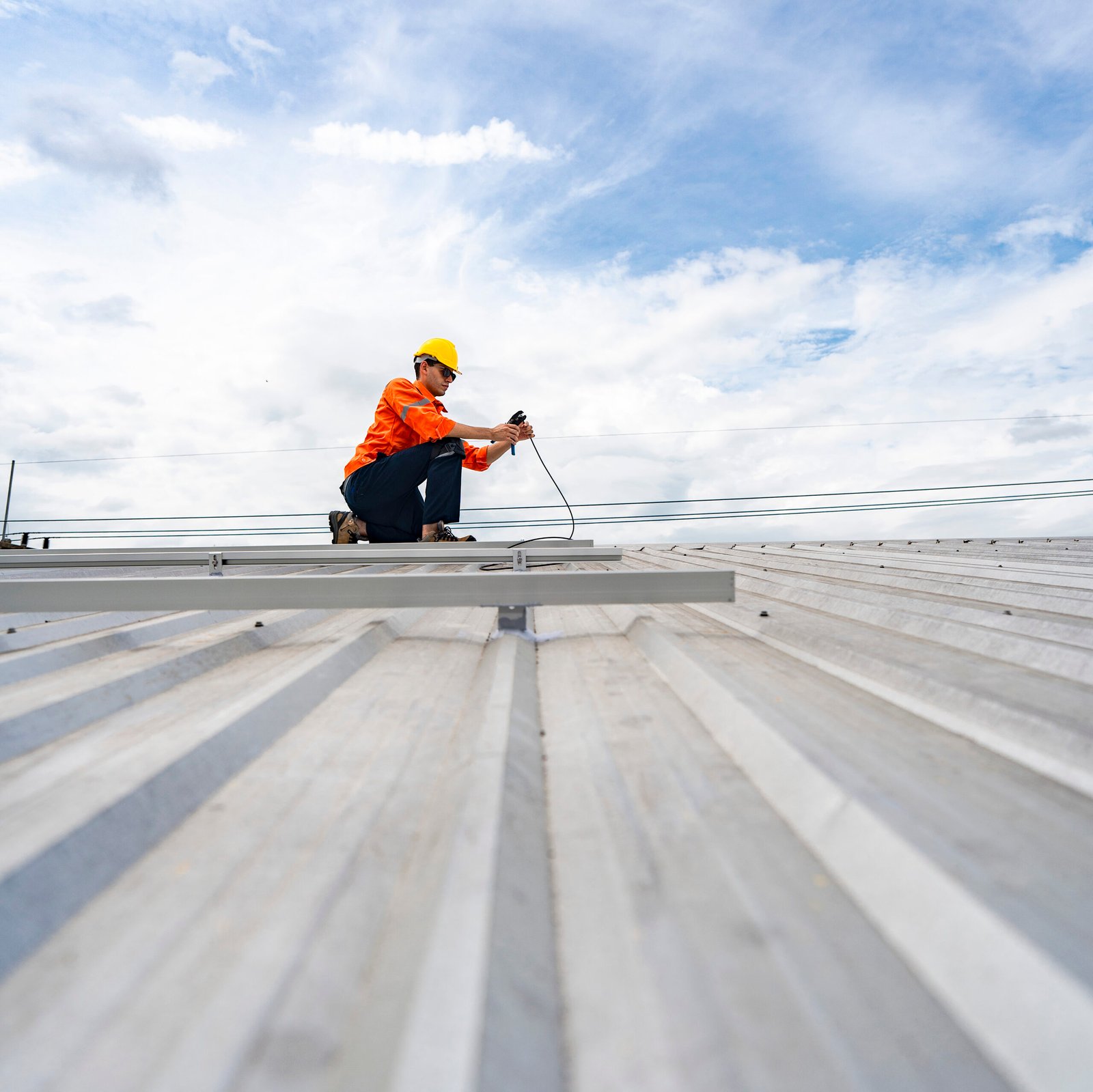 flat roofing installation crew